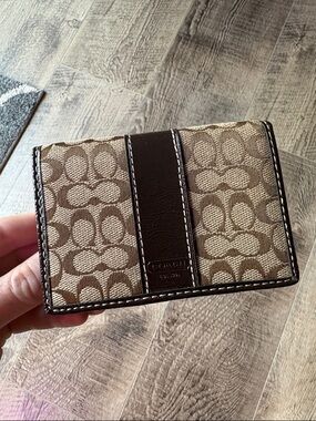 Coach Brown/Tan Signature wallet